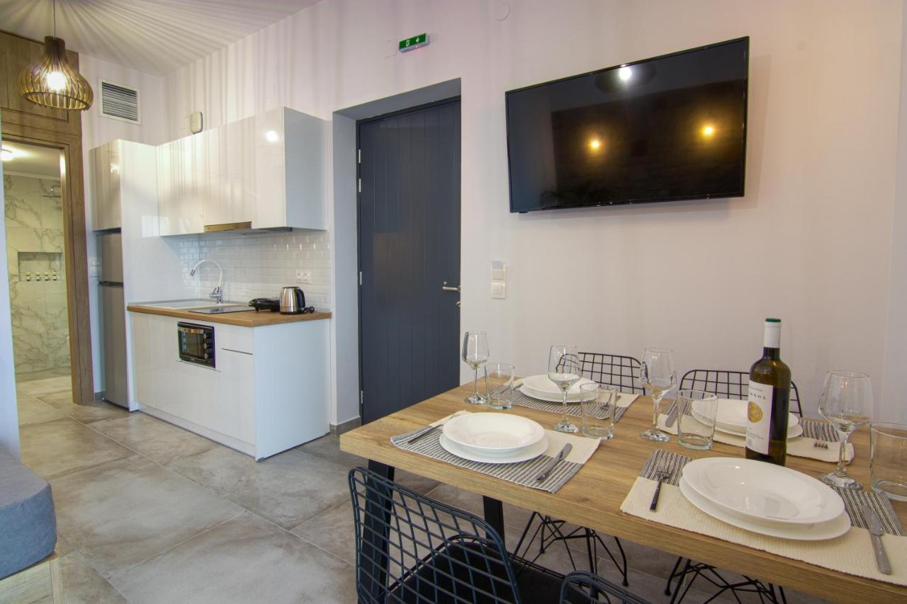 Onar Limnos II Luxury Apartments Moúdhros Esterno foto