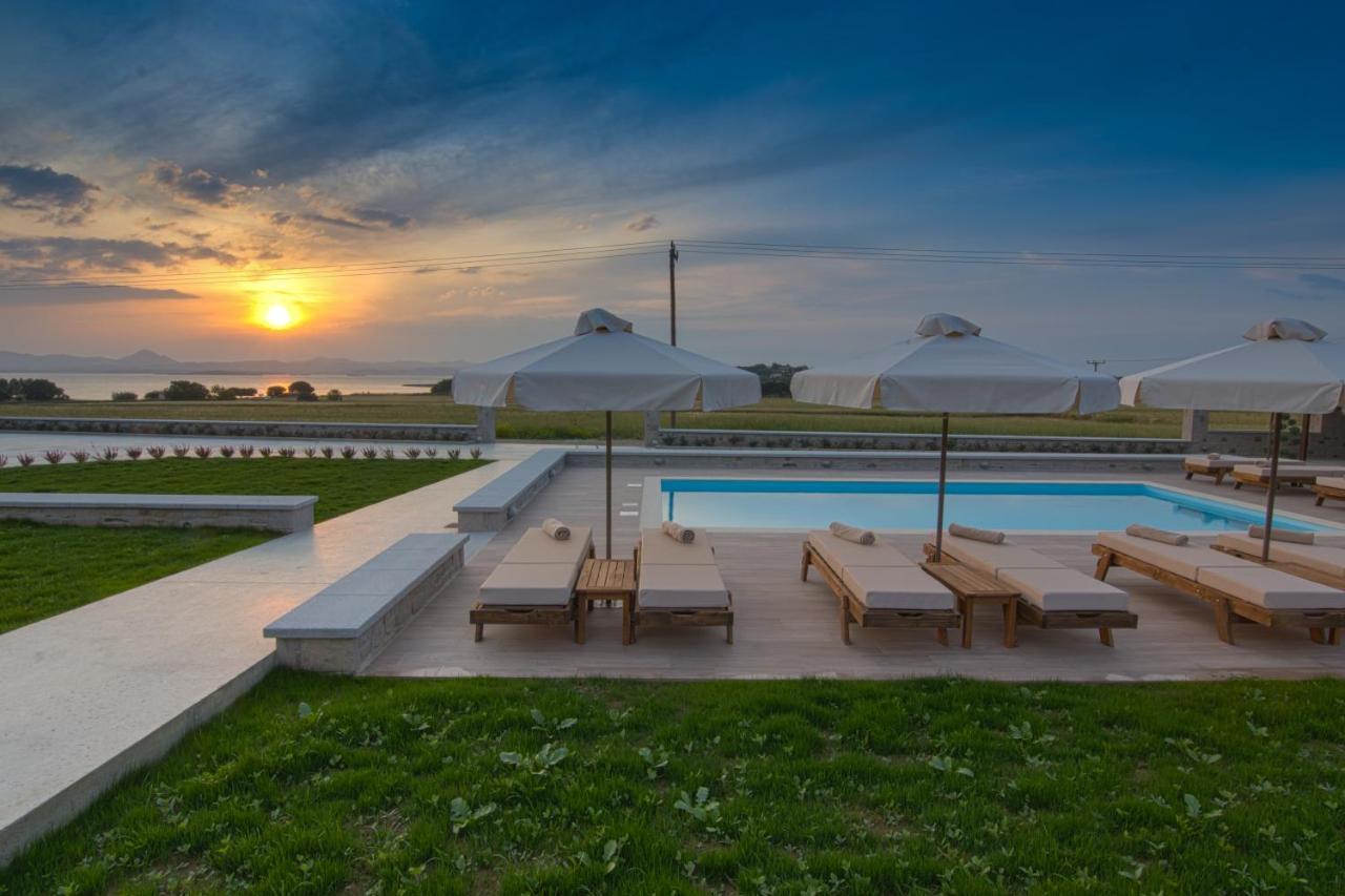 Onar Limnos II Luxury Apartments Moúdhros Esterno foto